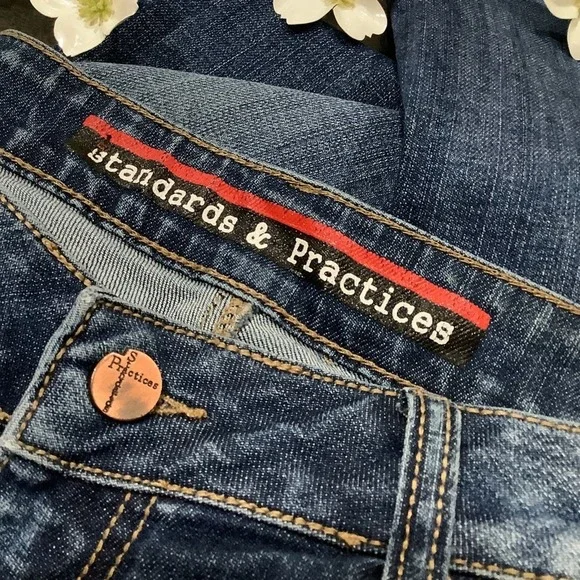 Standards & Practices Ripped Straight Leg Jeans Medium Wash Distressed Crinkle - Picture 12 of 16